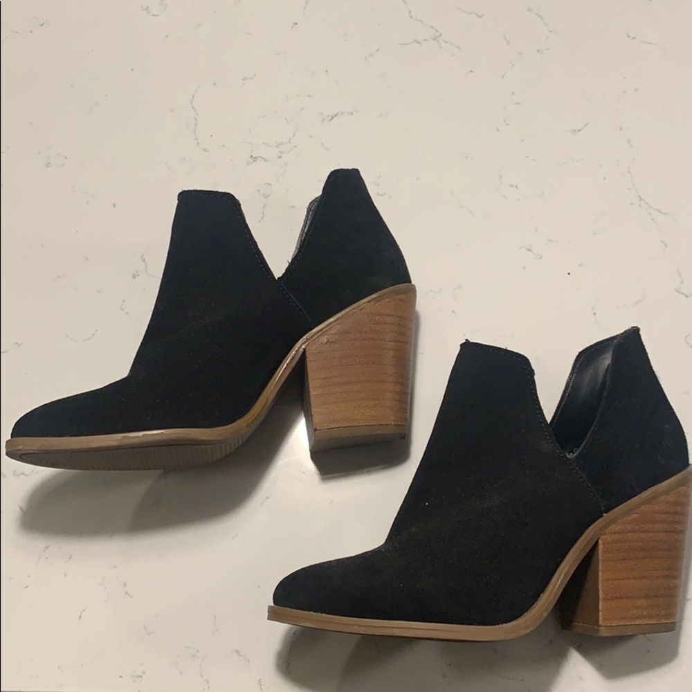 Never Worn! Steve Madden Booties